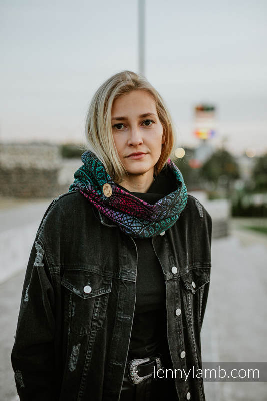 Lenny Lamb - Snood Scarf (Outer fabric - 60% cotton PEACOCK S TAIL BLACK OPAL BLACK