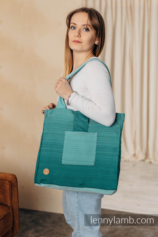 Lenny Lamb - Shoulder bag made of wrap fabric (100% cotton) - LITTLE HERRINGBONE OMBRE GREEN - standard size 37cmx37cm LITTLE HERRINGBONE OMBRE GREEN Lenny Lamb - Shoulder bag made of wrap fabric (100% cotton) - LITTLE HERRINGBONE OMBRE GREEN - standard size 37cmx37cm LITTLE HERRINGBONE OMBRE GREEN