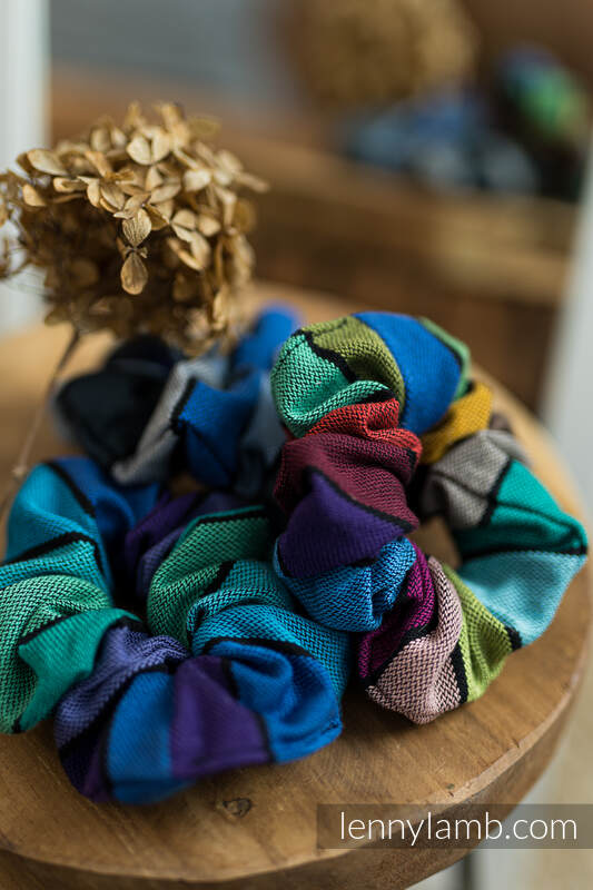 Lenny Lamb - Scrunchie - set of 3 - CAROUSEL OF COLORS CAROUSEL OF COLORS PROMENADE WATERFALL