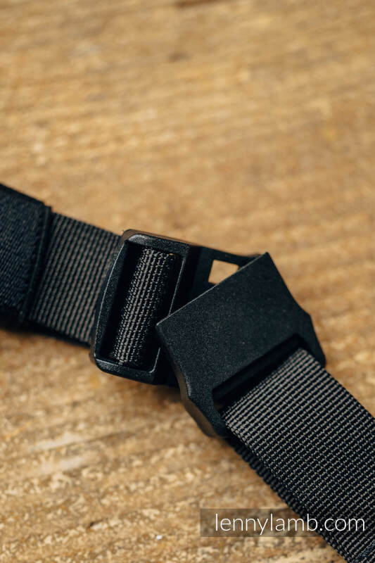 Lenny Lamb - Chest belt with a magnetic buckle for LennyLight carrier 