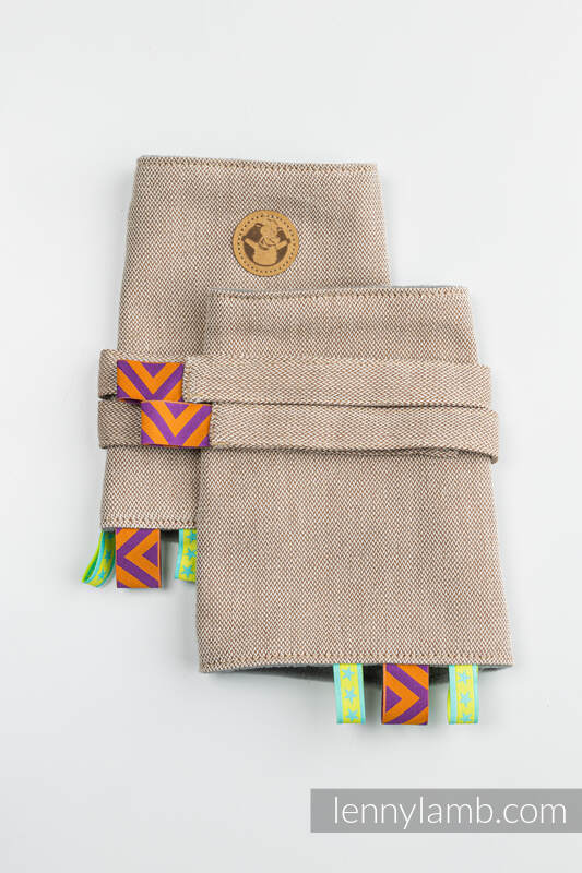Lenny Lamb - Drool Pads & Reach Straps Set PEANUT BUTTER Lenny Lamb - Drool Pads & Reach Straps Set PEANUT BUTTER