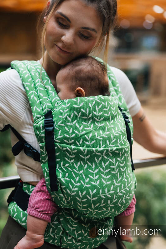 Lenny Lamb - LennyLight Carrier TENCEL ENCHANTED NOOK EVERGREEN
