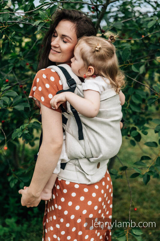 Lenny Lamb - LennyPreschool Carrier ARROW WHISPER
