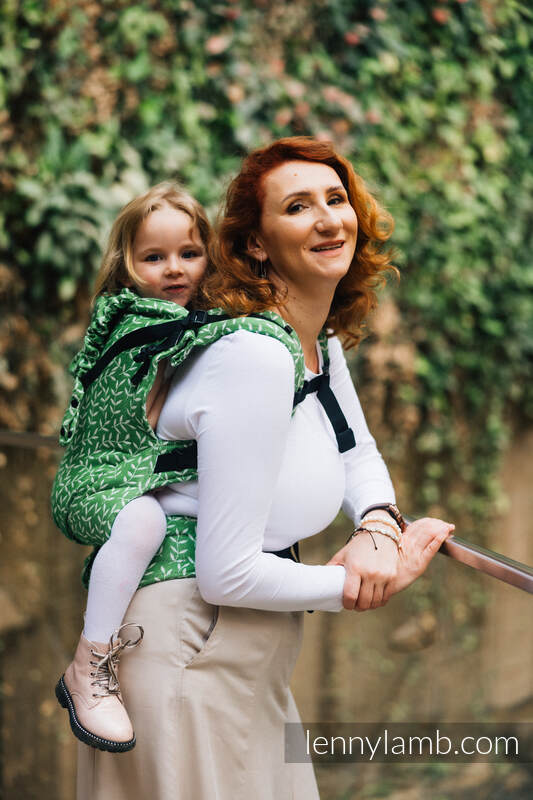 Lenny Lamb - LennyPreschool Carrier TENCEL ENCHANTED NOOK EVERGREEN Lenny Lamb - LennyPreschool Carrier TENCEL ENCHANTED NOOK EVERGREEN