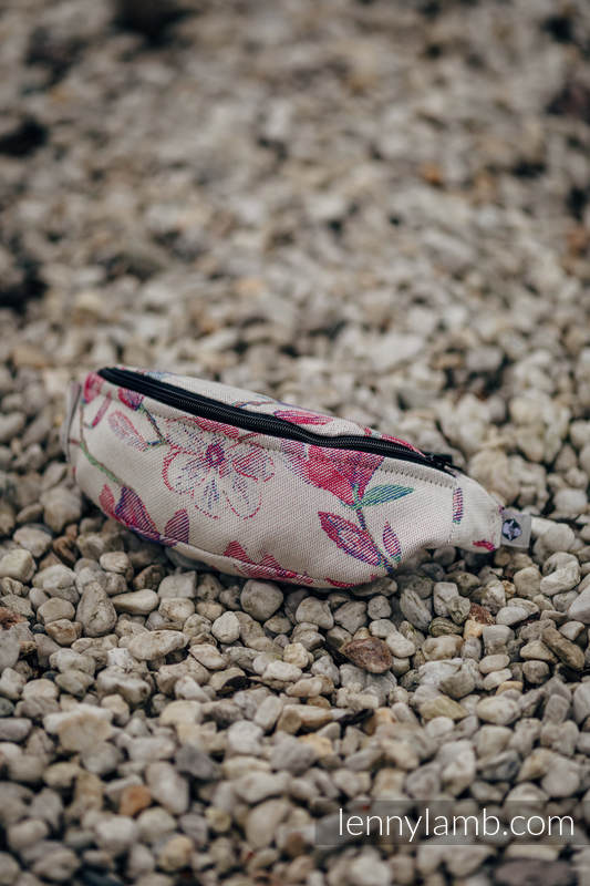Lenny Lamb - Waist Bag made of woven fabric MAGNOLIA Lenny Lamb - Waist Bag made of woven fabric MAGNOLIA