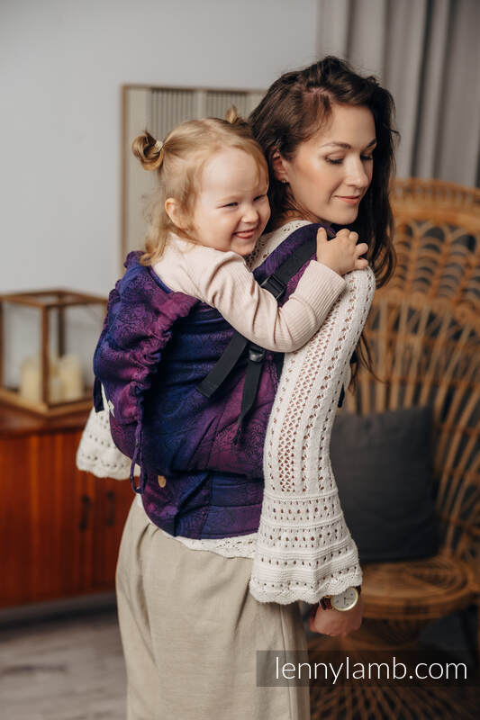 Lenny Lamb - LennyPreschool Carrier WILD WINE BOUQUET