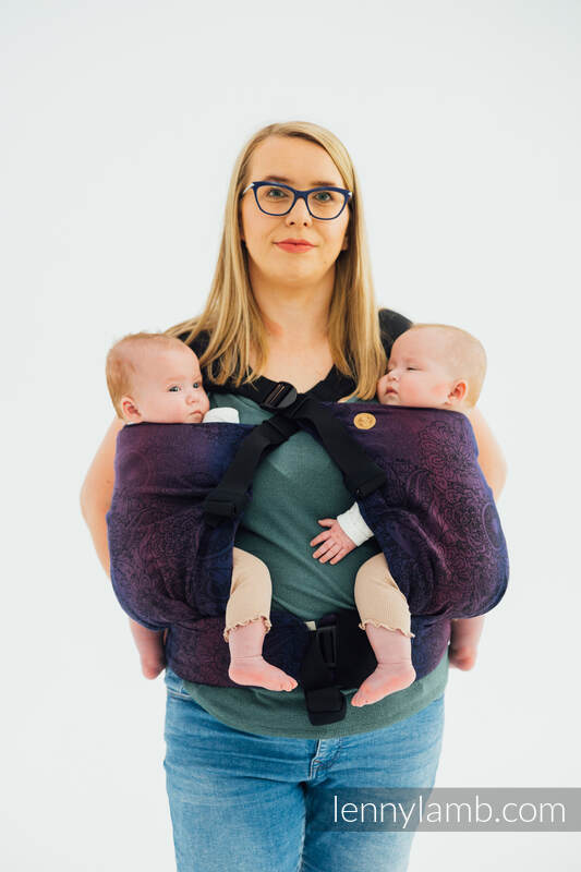 Lenny Lamb - LennyTwin Carrier WILD WINE BOUQUET Lenny Lamb - LennyTwin Carrier WILD WINE BOUQUET