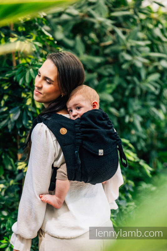 Lenny Lamb - Lenny Buckle Onbuhimo PRO baby carrier PRO PEACOCK S TAIL PITCH BLACK