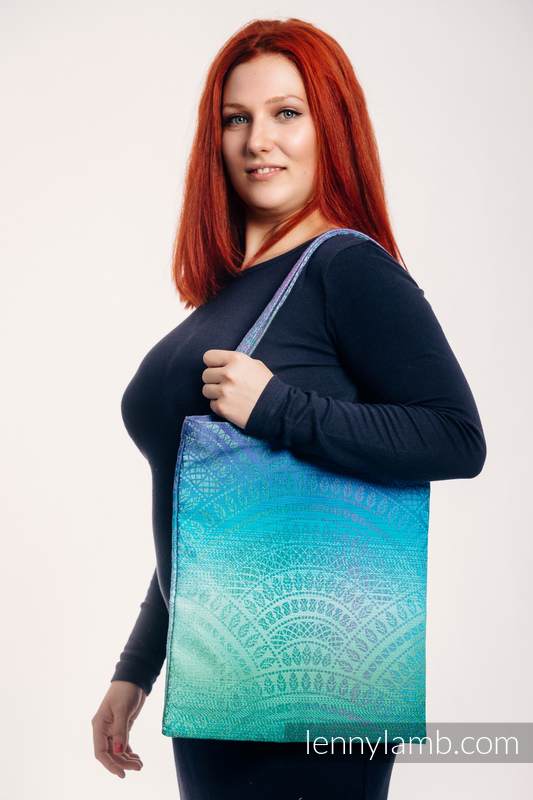 Lenny Lamb - Shopping bag made of wrap fabric (100% cotton) - PEACOCK’S TAIL - FANTASY PEACOCK S TAIL FANTASY Lenny Lamb - Shopping bag made of wrap fabric (100% cotton) - PEACOCK’S TAIL - FANTASY PEACOCK S TAIL FANTASY